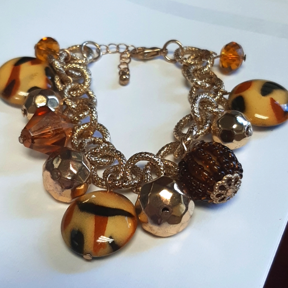 197. Vintage Bracelet Variety Of Earth Tones, Textures And Shapes 8"